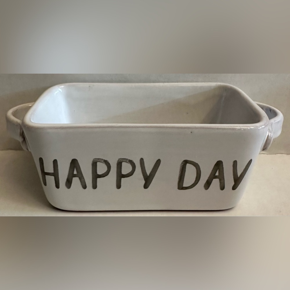 mud pie brand “HAPPY DAY” pan safe in microwave oven and dishwasher EUC